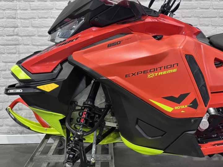 2020 BRP SKI-DOO EXPEDITION XTREME 850 E-TEC EFI + WT - WIDE TRACK 154 X 20 + REV GEN4 + 7880 KM + RARE & A1 
