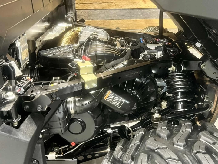 2024 POLARIS RANGER CREW XP 1000 NORTH STAR EDITION ULTIMATE + EPS + 4X4 + SEULEMENT 716 KM + GARANTIE 
