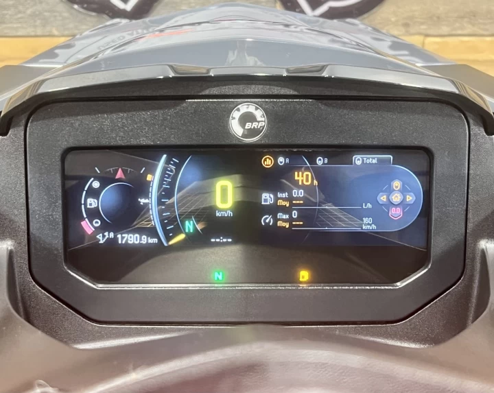 2024 BRP SEA-DOO RXT-X 325 H.P + IBR + VTS + PREMIUM AUDIO + TECH PKG + 40 HR + 3 PASSAGERS + RARE 