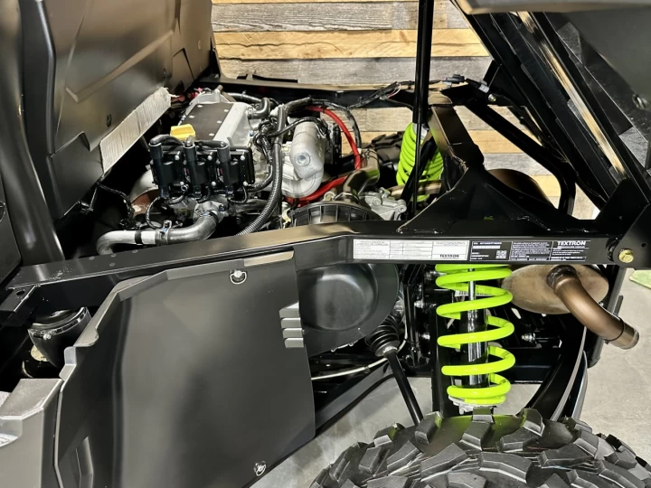 2023 ARCTIC CAT - TEXTRON OFF-ROAD PROWLER PRO CREW + 4WD + EPS + 6 PASSAGERS + TRES BAS KM 403 KM + RARE & A1 
