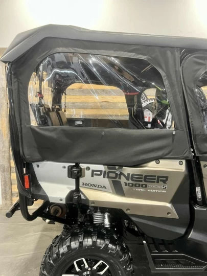 2024 HONDA PIONEER5 1000 TRAIL EDITION + QUICK FLIP 5 PASSAGERS + EPS + 4X4 + RARE & CONDITION A1 