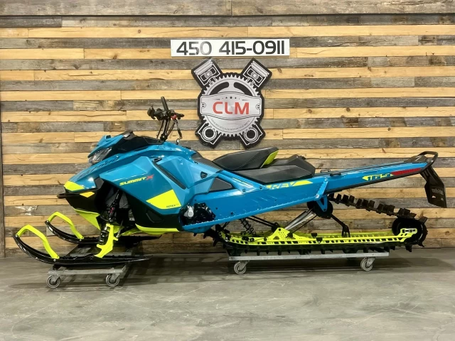 BRP SKI-DOO SUMMIT X 850 E-TEC SHOT 165'' + SEULEMENT 2328 KM + PONT NEUF 0 KM + CONDITION A1  2020