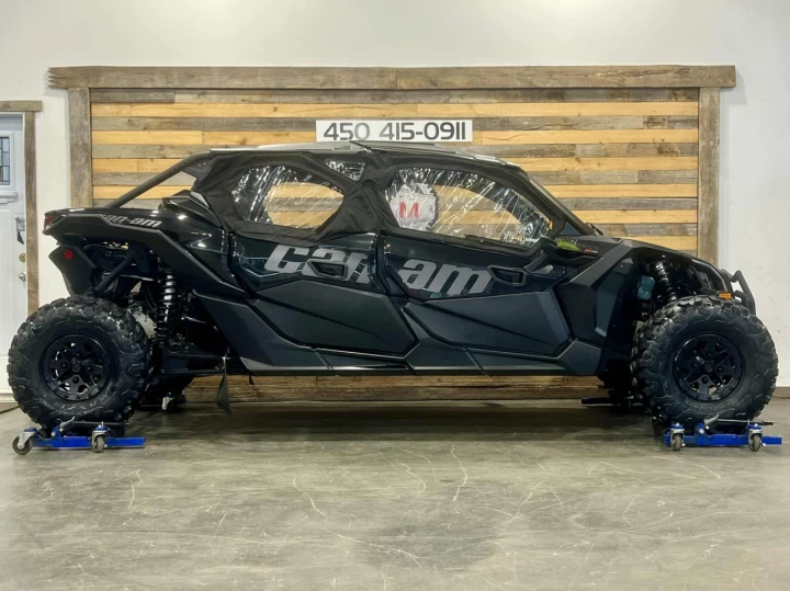 2024 BRP CAN-AM MAVERICK MAX X3 X-DS TURBO RR 200 HP + 4X4 + DPS + FOX + PLUSIEURS OPTIONS $$$ 