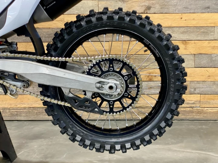 2022 HUSQVARNA FC 250 EFI MX-MOTOCROSS + 4 TEMPS + 136 HR 