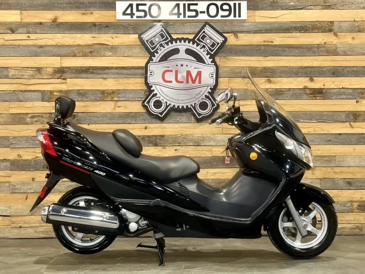 2005 SUZUKI BURGMAN 400 EFI + SEULEMENT 30711 KM + BANC 2 PASSAGERS & DOSSIER + RARE & A1 