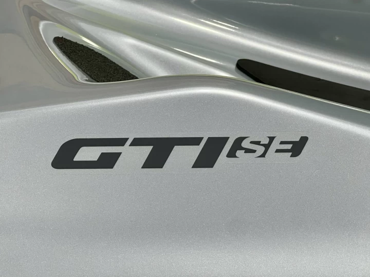 2021 BRP SEA-DOO GTI S.E 170 H.P + IBR + VTS + AUDIO PREMIUM + 3 PASSAGERS + SEULEMENT 45 HR 