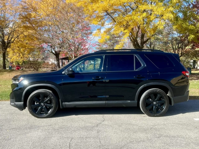 HONDA PILOT BLACK EDITION AWD + V6 3.5L + SEULEMENT 34856 KM + GARANTIE  2023