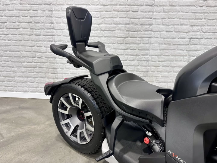 2020 BRP CAN-AM RYKER 900 EFI EDITION RALLY + 10272 KM + BANC PASSAGER & DOSSIER + PAREBRISE + PHARE AUX 