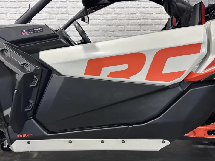 2021 BRP CAN-AM MAVERICK X3 X-RC TURBO + 4WD + DPS + FOX + AUDIO + 64'' + SEULEMENT 3576 KM 