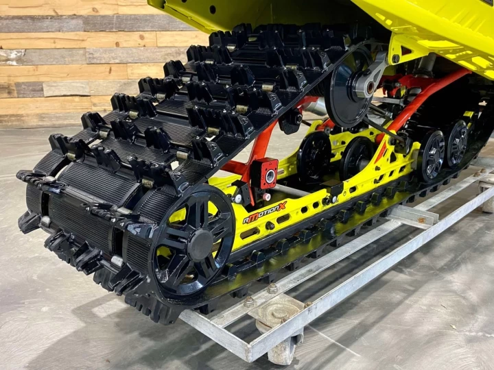 2021 BRP SKI-DOO RENEGADE X 900 ACE EFI TURBO ITC 137'' + REV GEN4 + RAS X + SEULEMENT 7937 KM + RARE & A1 