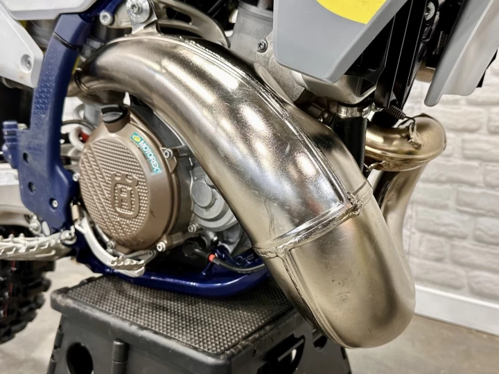2024 HUSQVARNA TC 250 EFI + 2 TEMPS + MX - MOTOCROSS + SEULEMENT 9. 6 HR + RARE & A1 