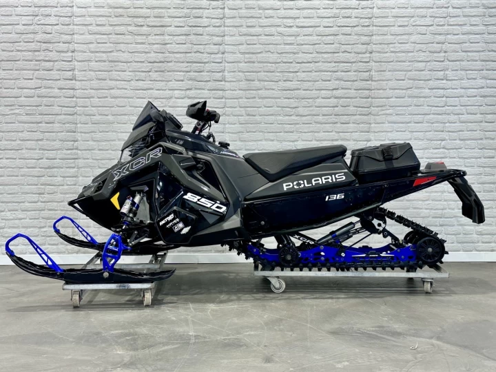 2024 POLARIS INDY XCR 850 MATRYX 136'' + GPS 7'' + SEULEMENT 1740 KM + GARANTIE + RARE & A1 