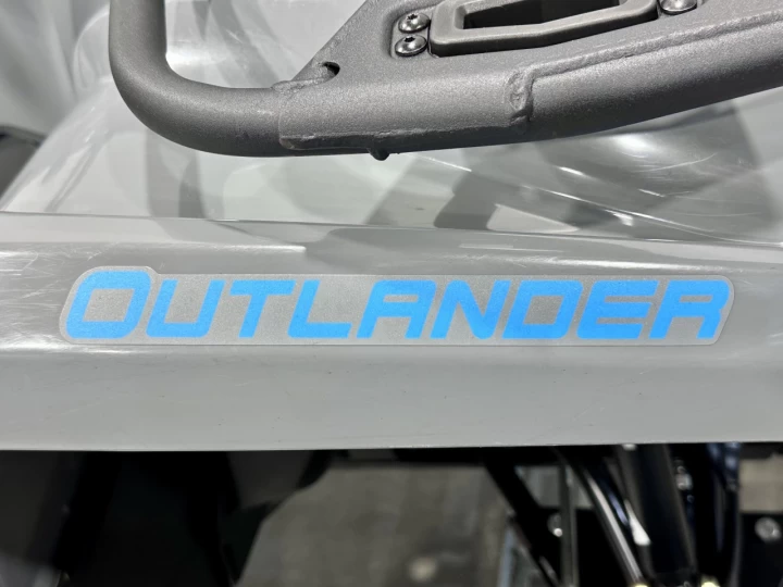 2021 BRP CAN-AM OUTLANDER MAX 450 EFI + DPS + 4WD + 945 KM + VRAI VTT 2 PASSAGERS LÉGALE EN SENTIER FÉDÉRÉE + RARE & A1 