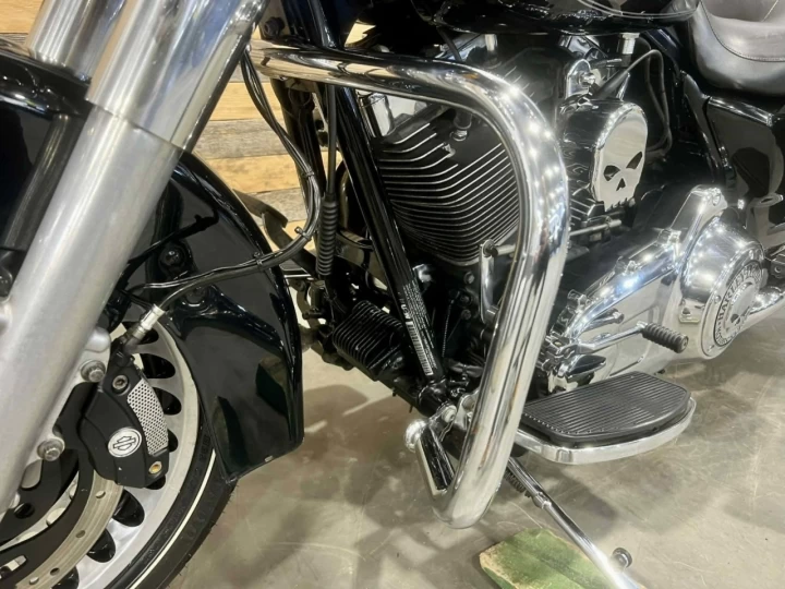2011 HARLEY-DAVIDSON FLHTC ELECTRA GLIDE CLASSIC + 96 ci = 1584 cc EFI + 92849 KM + RARE & A1 