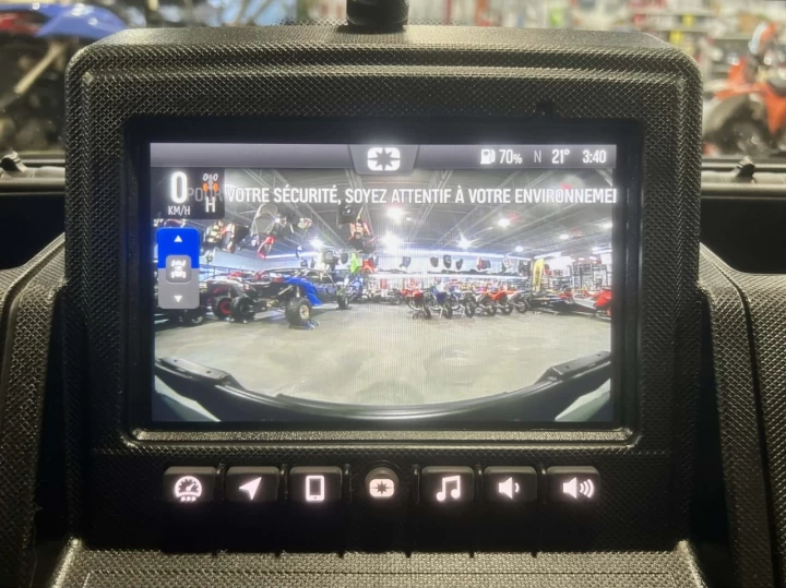 2023 POLARIS RANGER XP 1000 NORTH STAR EDITION ULTIMATE + RIDE COMMAND + AIR CLIMATISÉ + CHAUFFAGE + CABINE FERMER + TOUTE ÉQUIPÉE 