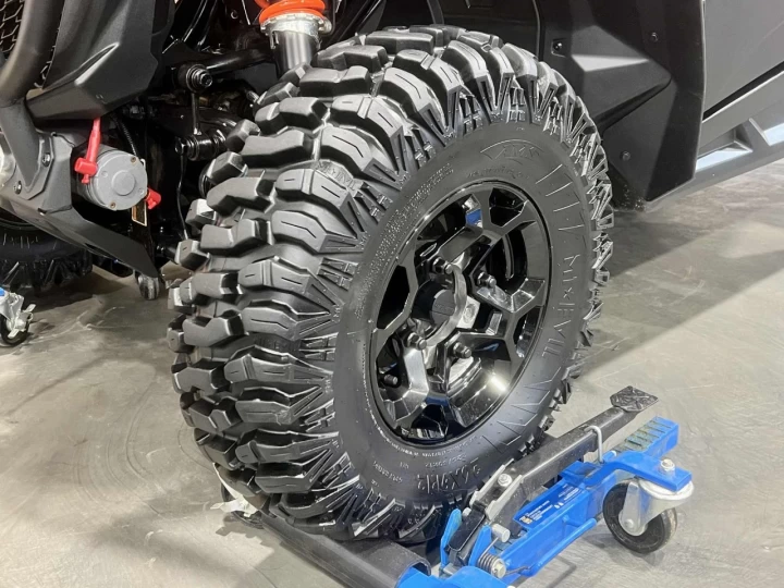 2018 BRP CAN-AM MAVERICK TRAIL 1000 EFI + DPS + 4X4 + SEULEMENT 5271 KM + BEAUCOUP D'ÉQUIPEMENTS $$$ 