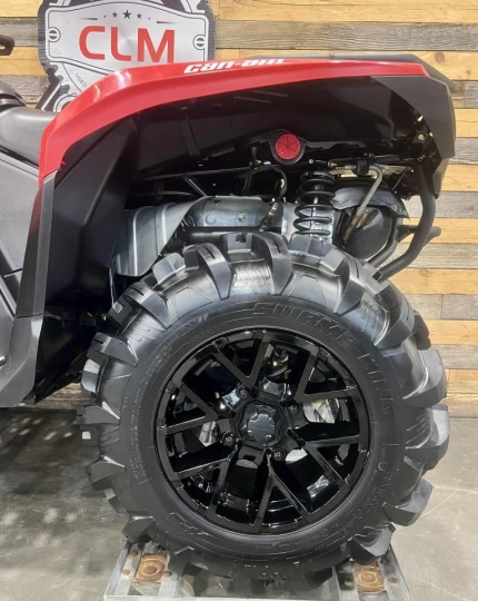 2024 BRP CAN-AM OUTLANDER X-MR 700 EFI + 4X4 + DPS + SEULEMENT 1618 KM + TREUIL X-BULL 4500 LBS 