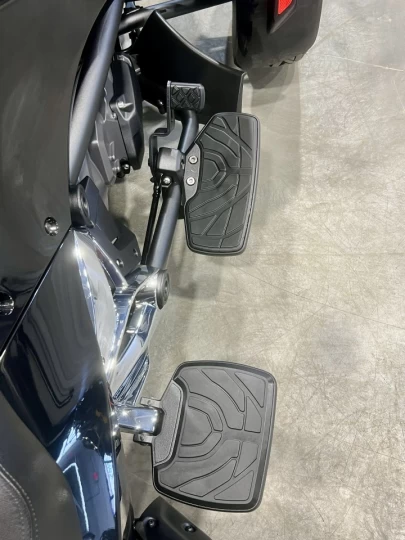 2022 BRP CAN-AM SPYDER F3 LIMITED SE-6 (SEMI-AUTOMATIQUE) ROTAX 1330 cc EFI + SEULEMENT 1753 KM + RARE & A1 