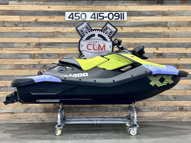 BRP SEA-DOO SPARK TRIXX + IBR + VTS + PREMIUM AUDIO + SEULEMENT 12 HR + COULEUR RARE & A1  2024