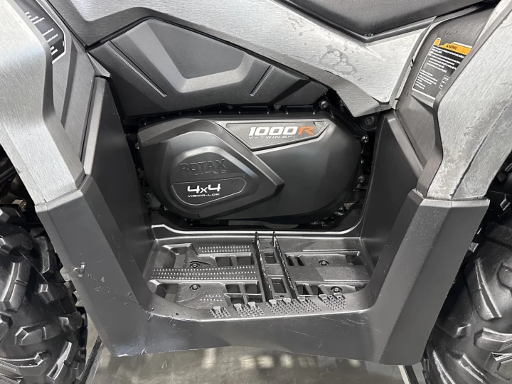 2017 BRP CAN-AM OUTLANDER XT 1000R EFI + 4WD + DPS + 10236 KM + RARE & A1 