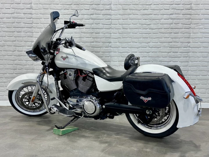 2013 VICTORY BOARDWALK 1731 cc = 110 p.c EFI + CRUISER - TOURING + RARE & A1 