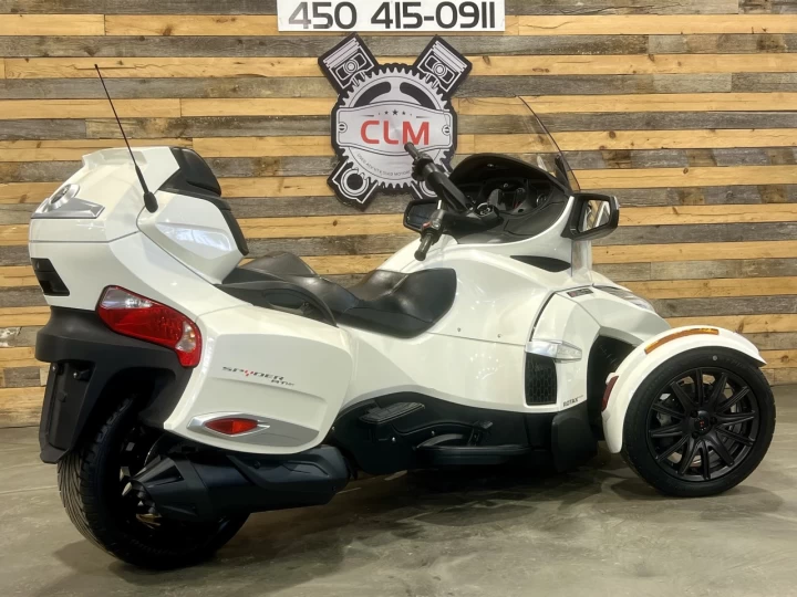 2017 BRP CAN-AM SPYDER RT-S SE-6 (SEMI-AUTOMATIQUE) ROTAX 1330 cc EFI + SEULEMENT 25499 KM + RARE & A1 