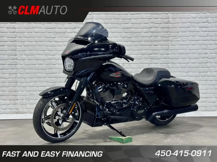 2024 HARLEY DAVIDSON FLHX STREET GLIDE 117 p.c = 1923 cc EFI + ECRAN 12'' GPS + BAS KM 5543 KM + COULEUR RARE & A1 