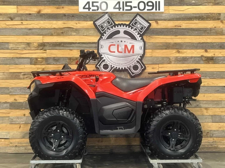 2023 CF MOTO C-FORCE 400 LX EFI + 4X4 + E.P.S + SEULEMENT 1349 KM 