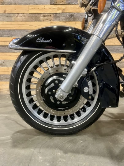 2011 HARLEY-DAVIDSON FLHTC ELECTRA GLIDE CLASSIC + 96 ci = 1584 cc EFI + 92723 KM + RARE & A1 