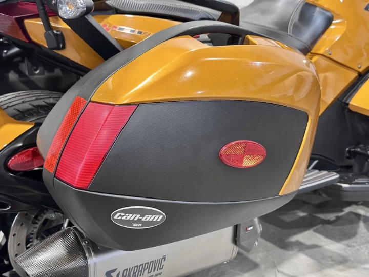 2014 BRP CAN-AM SPYDER ST LIMITED SE-5 (SEMI-AUTOMATIQUE) + ROTAX 998 EFI + 65355 KM + CONDITION A1 