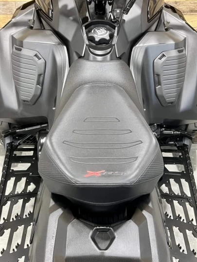2024 BRP SKI-DOO RENEGADE X-RS 900 ACE TURBO ''R'' 180 HP + REV GEN5 + 9570 KM + SPORT & HAUTE PERFORMANCE + A1 