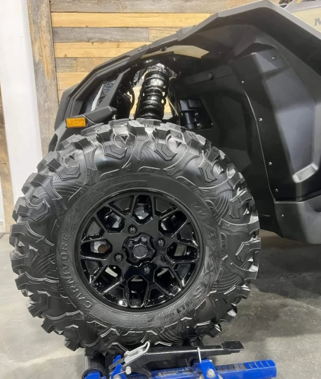 2023 BRP CAN-AM MAVERICK MAX X3 DS TURBO 135 HP + DPS + 4X4 + SEULEMENT 375 KM + CONDITION A1 