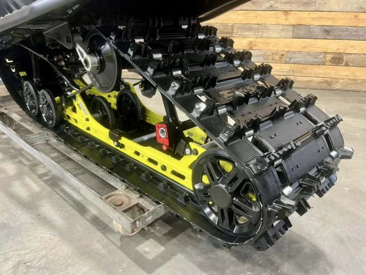 2026 BRP SKI-DOO RENEGADE ADRENALINE 900 ACE ITC 137'' + NEUF 0 KM + GARANTIE 4 ANS B.E.S.T INCLUSES + REV GEN5 