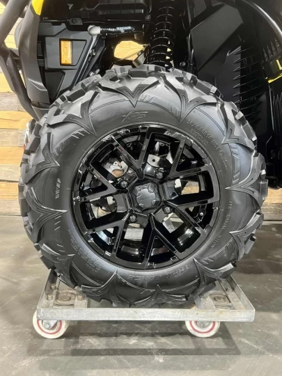 2024 BRP CAN-AM OUTLANDER MAX XT 700 EFI + DPS + 4X4 + SEULEMENT 348 KM + CONDITION A1 