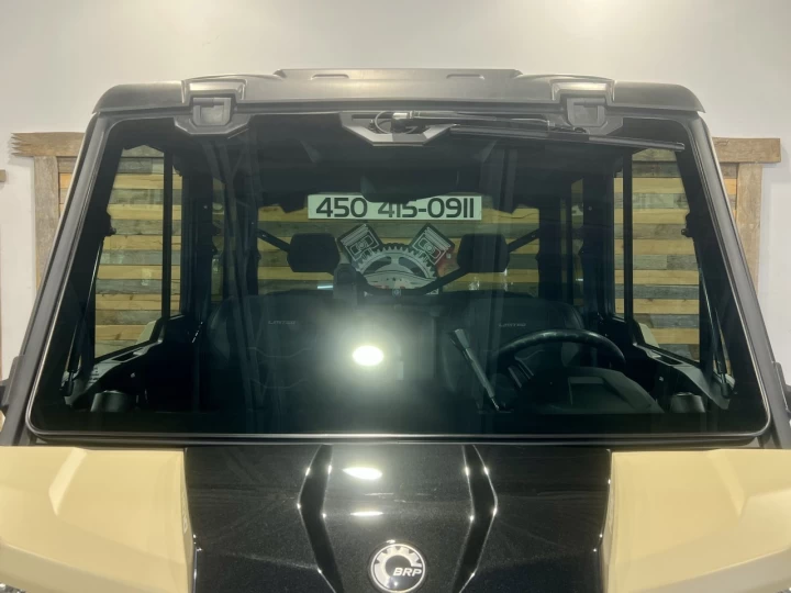 2025 BRP CAN-AM DEFENDER MAX CREW HD-10 LIMITED + 4WD + DPS + 650 KM SEULEMENT + 6 PASSAGERS + TOUTE ÉQUIPÉE+ RARE & A1 