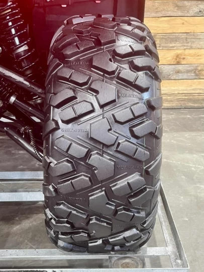 2023 CF MOTO C-FORCE 400 LX EFI + 4X4 + E.P.S + SEULEMENT 1349 KM 