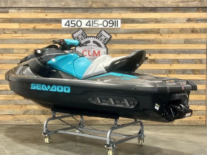 2026 BRP SEA-DOO GTR 230 H.P + IBR + VTS + AUDIO PREMIUM + SEULEMENT 4 HR + 3 PASSAGERS + RARE & A1 