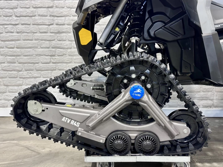 2021 BRP CAN-AM OUTLANDER MAX 450 EFI + DPS + 4WD + 945 KM + VRAI VTT 2 PASSAGERS LÉGALE EN SENTIER FÉDÉRÉE + RARE & A1 