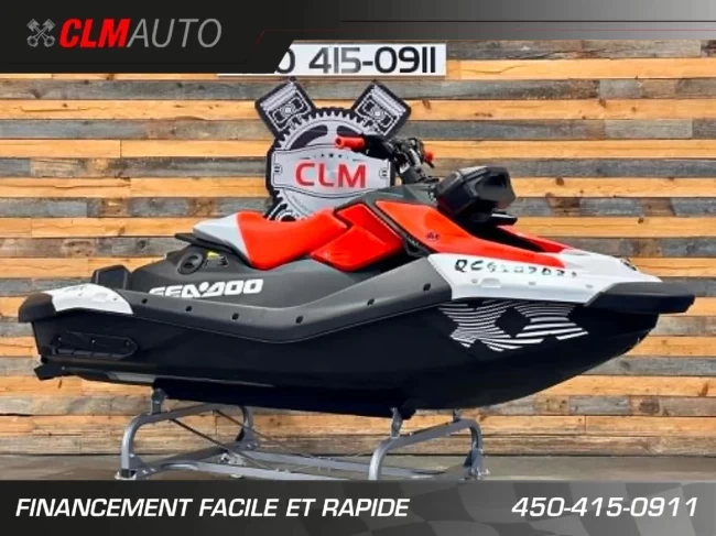 BRP SEA-DOO SPARK TRIXX + IBR + VTS + PREMIUM AUDIO + MODE TRIXX + 12 HR SEULEMENT + COULEURES RARE & A1 - 2024