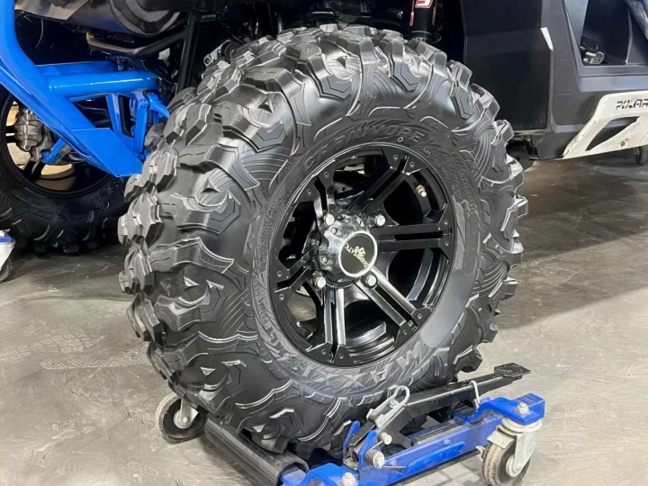 2013 POLARIS RZR4 XP 900 EFI EDITION SPECIALE JAGGED X RACING + 4X4 + EPS + 4 PASSAGERS 