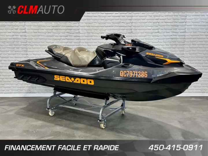 2021 BRP SEA-DOO GTX 230 H.P + IBR + VTS + AUDIO PREMIUM + SEULEMENT 32 HR + 3 PASSAGERS + RARE & A1 