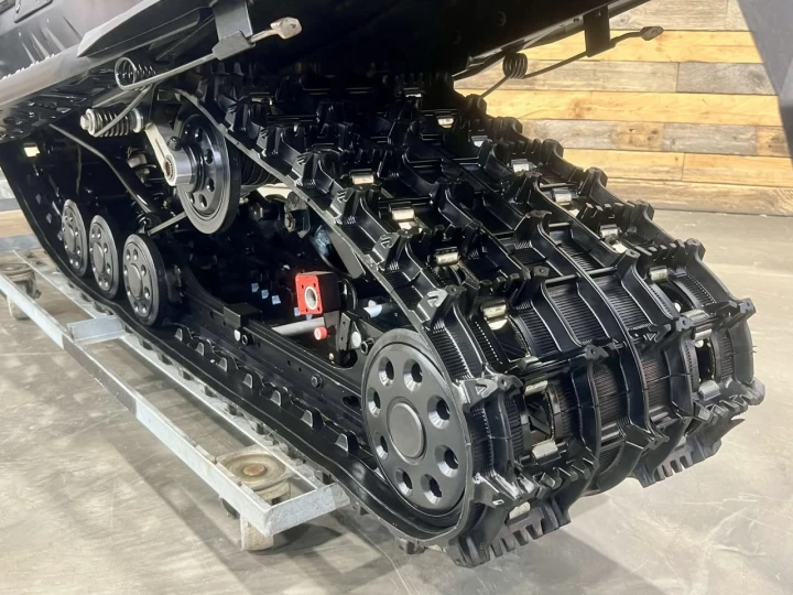 2021 BRP SKI-DOO GRAND TOURING LIMITED 900 ACE TURBO ITC 137'' QUIET DRIVE + 15869 KM + CONDITION A1 