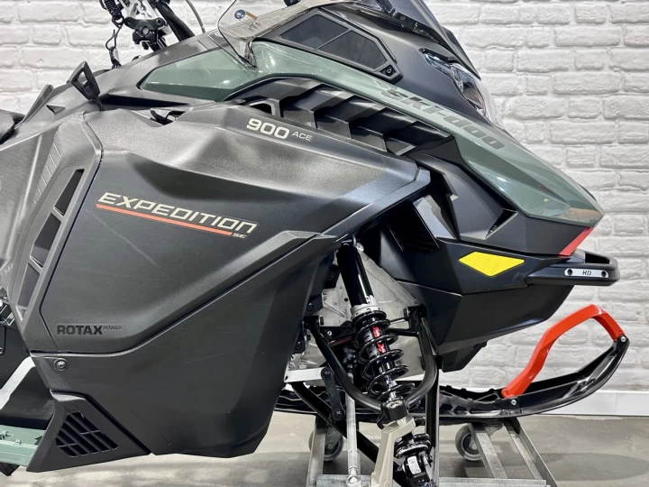 2026 BRP SKI-DOO EXPEDITION S.E - SPECIAL EDITION 900 ACE EFI + REV GEN5 + WT - WIDE TRACK 154'' X 20'' + BANC PASSAGERS + COFFRE LINQ + RARE & A1 