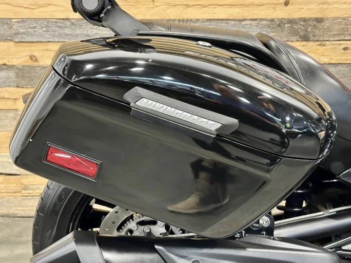 2015 BRP CAN-AM SPYDER F3 ''S'' SE-6 (SEMI-AUTOMATIQUE) + SUSPENSION FOX + BEAUCOUP D'EQUIPEMENTS $$$ + RARE & A1 