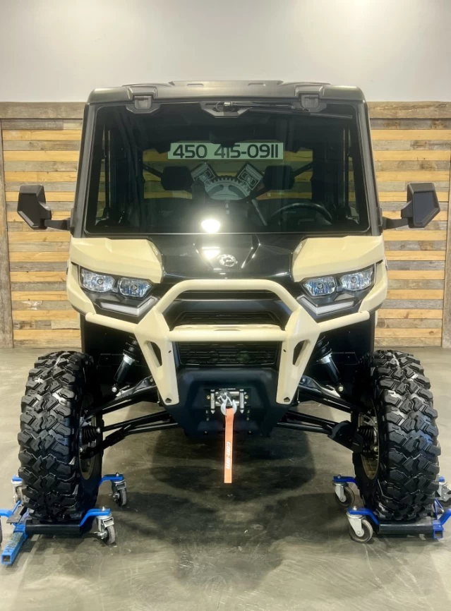 BRP CAN-AM DEFENDER MAX CREW HD-10 LIMITED + 4WD + DPS + 650 KM SEULEMENT + 6 PASSAGERS + TOUTE ÉQUIPÉE+ RARE & A1  2025