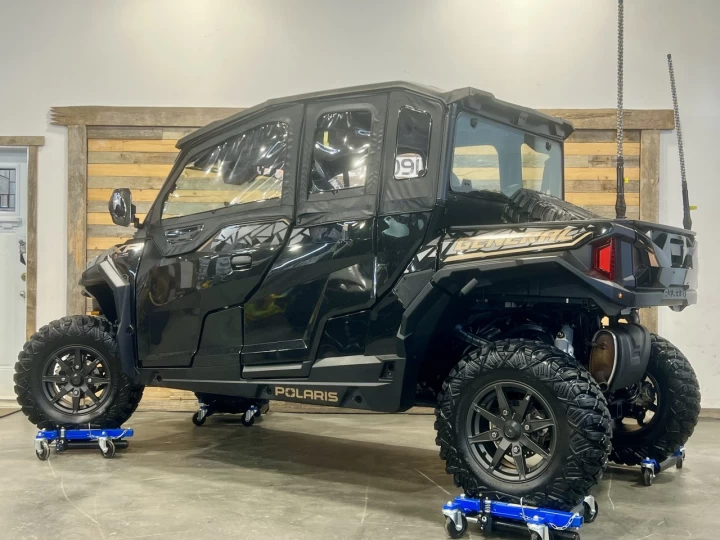 2023 POLARIS GENERAL 4 XP 1000 DLX-DELUXE EDITION + 4X4 + EPS + RIDE COMMAND GPS - AUDIO + 4 PASSAGERS + GARANTIE SEPT 2028 