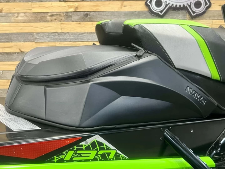 2018 ARCTIC CAT XF 7000 CROSSTREK 137'' + C-TEC4 + 18255 KM + ROLLERSKI + MODELE RARE & CONDITION A1 