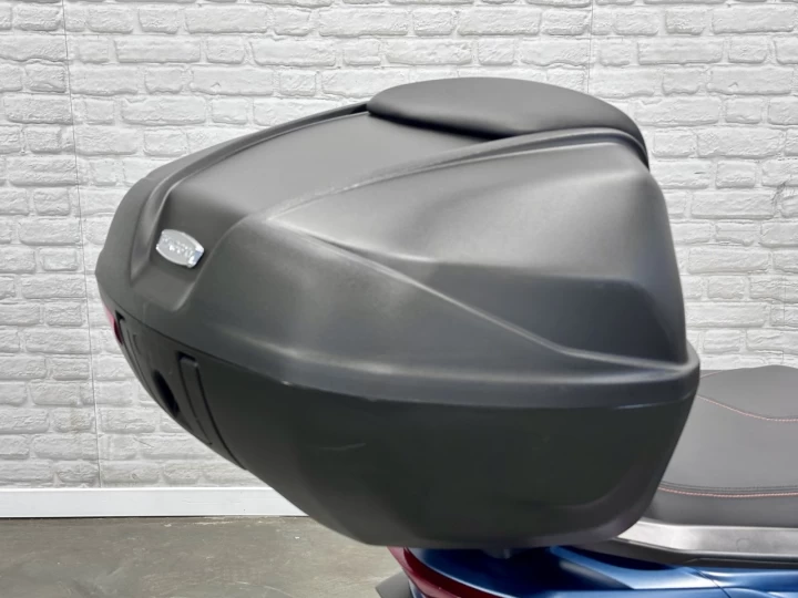 2024 PIAGGIO MP3 530 HPE VERSION EXCLUSIVE MP3 530 HPE VERSION EXCLUSIVE + A.B.S + SEULEMENT 640 KM + MODE RARE & A1 