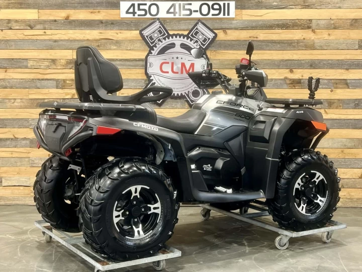 2022 CF MOTO C-FORCE 600 TOURING + 4X4 + EPS + SEULEMENT 616 KM + GARANTIE FEVRIER 2027 + CONDITION A1 