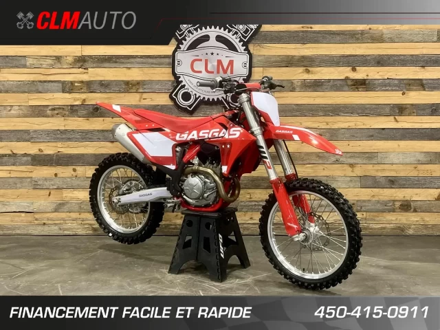 GASGAS MC 450F EFI + 4 TEMPS + MX-MOTOCROSS + SEULEMENT 50 HR + KIT GRAPHIQUE CUSTOM NEUF  2024